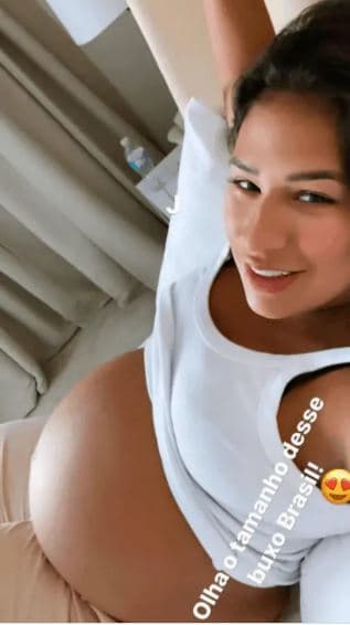 Simone compartilhou barrigão com os fãs (Foto: Reprodução/Instagram)