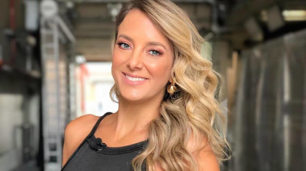 Ticiane Pinheiro, com grande carisma e desenvoltura, se torna uma das apostas mais promissoras da TV