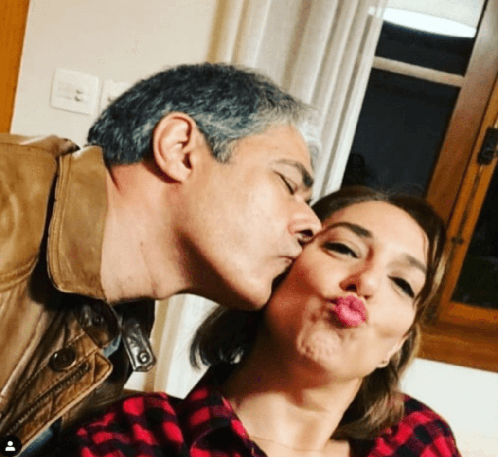 Natasha Dantas, esposa de William Bonner, compartilha fotos do ano novo com seguidores