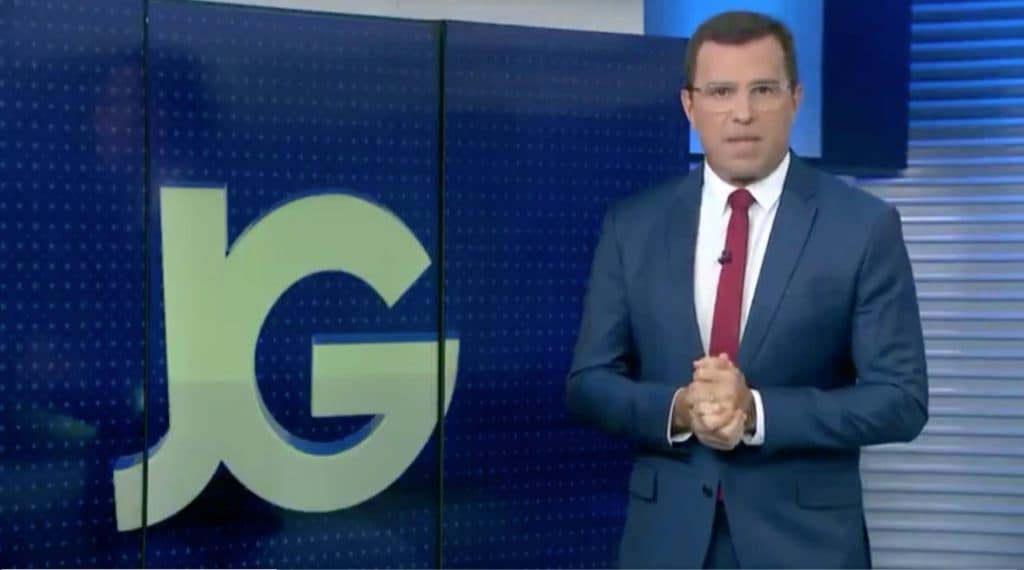 Rodrigo Bocardi assume o Jornal da Globo, surge de madrugada com mãos apertadas e confirma: "Evitar desencontros"