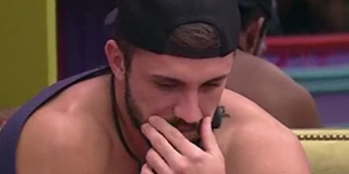 Arthur levou bronca da produção do BBB21 (Foto: Reprodução)