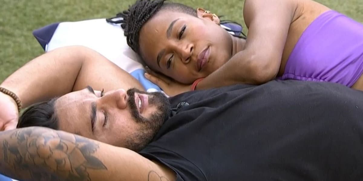 Karol Conká e Arcrebiano no BBB21 (Foto: Reprodução)