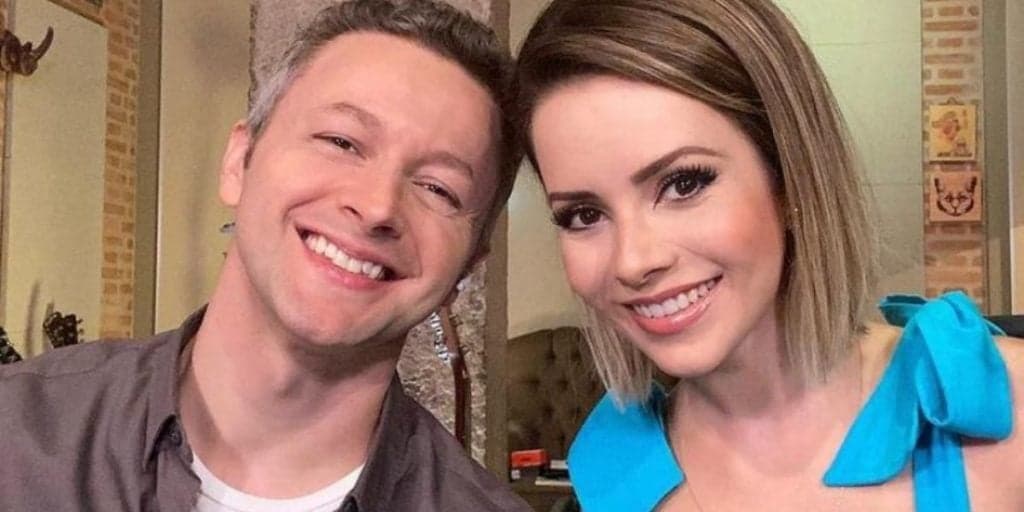 Sandy, após marido expor divórcio, surge acompanhada e assume amor por mulher: "Amo tanto''