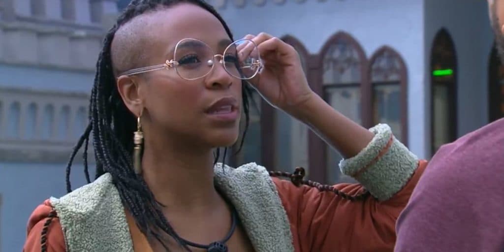 Karol Conká faz as malas no BBB21, exige segurança, assessor e Globo envia produtora para acalmar família