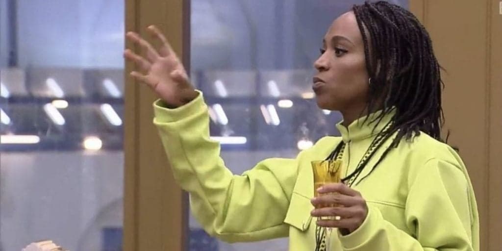 Karol Conká se desespera e anuncia desistência, tem orientação de diretor do BBB 21 exposta e medo de sair explode