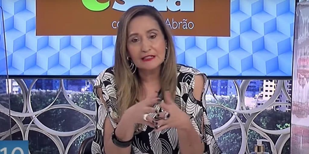 Sonia Abrão paralisa colunistas ao vivo, entra em desespero e diz com todas as letras às câmeras: "Tô mijando"