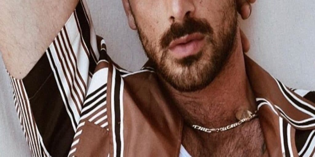 Galã de novelas da Globo está investindo em ex-BBB assumidamente bissexual, diz jornalista
