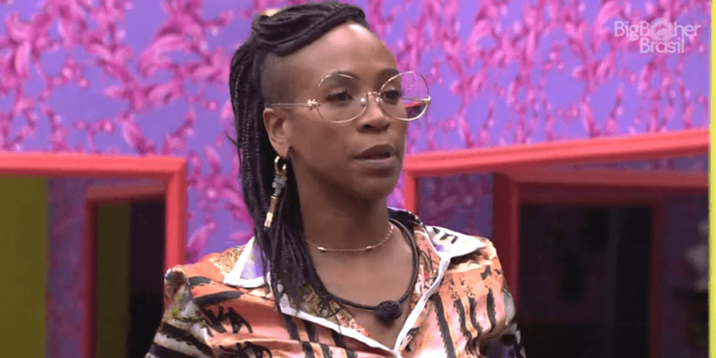 Karol Conká pede para sair do BBB21, é levada para salinha e diretor a força ficar: "Você não está sendo cancelada"