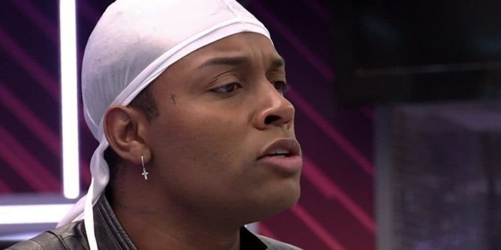 BBB 21: Nego Di faz "piada" sobre cor de Gilberto junto a brothers e causa revolta: "Ele é sujinho, se esfregar bem.."