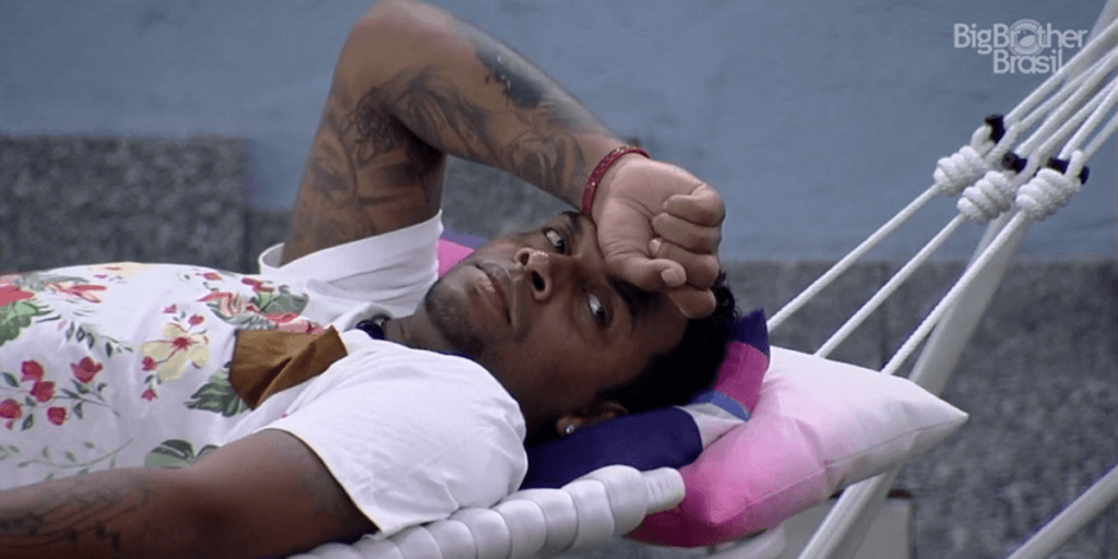 “BBB 21”: Nego Di, jogado no paredão, se revolta com Carla Diaz e ameaça colocar fogo na casa