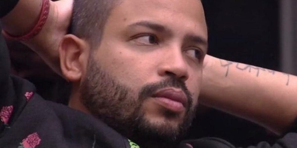 Projota faz comentário bizarro sobre Carla Diaz no BBB21 e é repreendido por Arthur: "Ridículo"