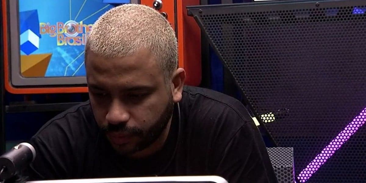 Projota ficou revoltado ao ter que fazer Raio-X no BBB21 (Foto: Reprodução)