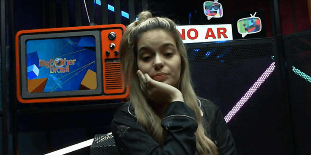 Viih Tube invade confessionário, faz apelo à produção do “BBB 21” e se desespera: “Eu quero cagar”