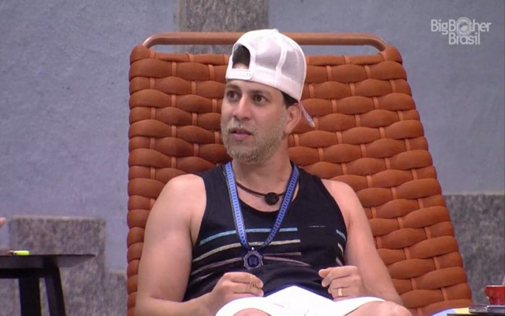BBB21: Caio não se segura, parte pra cima de Fiuk e detona cantor sem dó: "Falta de humildade"