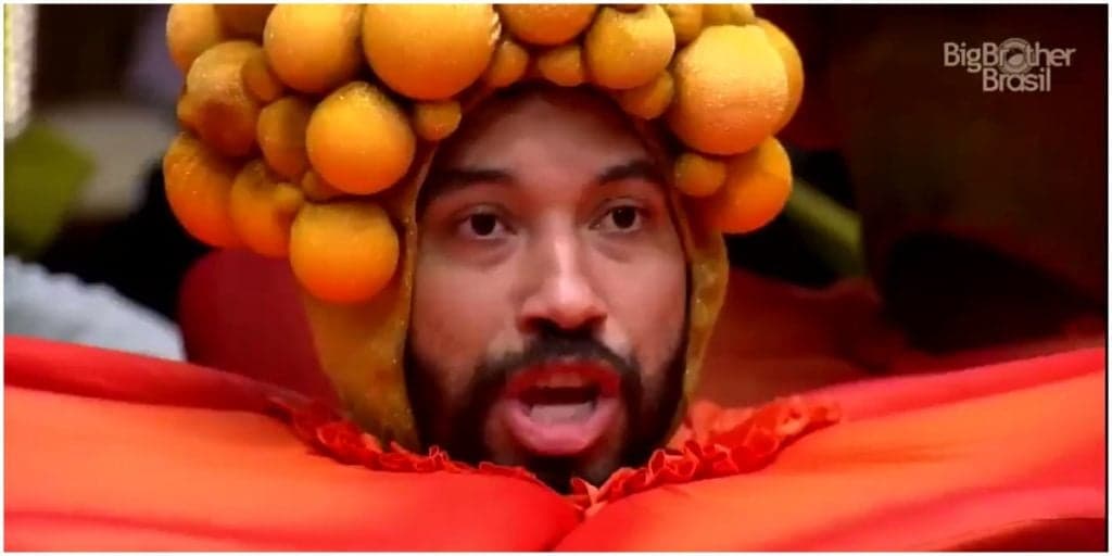 BBB21: Gilberto surta com atitude, parte pra cima de Lumena e transmissão é cortada