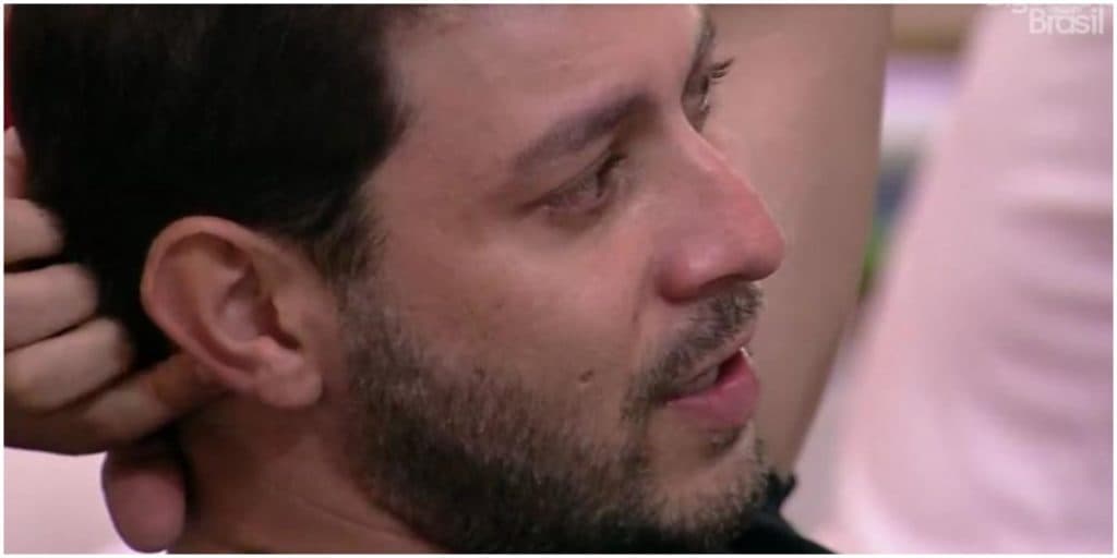 BBB21: Caio se machuca de forma grave e recebe ultimato da produção: "Desistir''