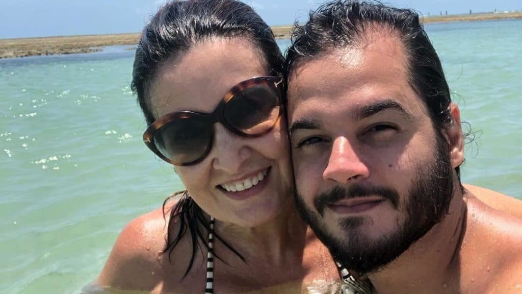 Juntos há 4 anos, Fátima Bernardes faz anúncio avassalador ao lado do namorado Túlio e confirma: "Pena que seja"
