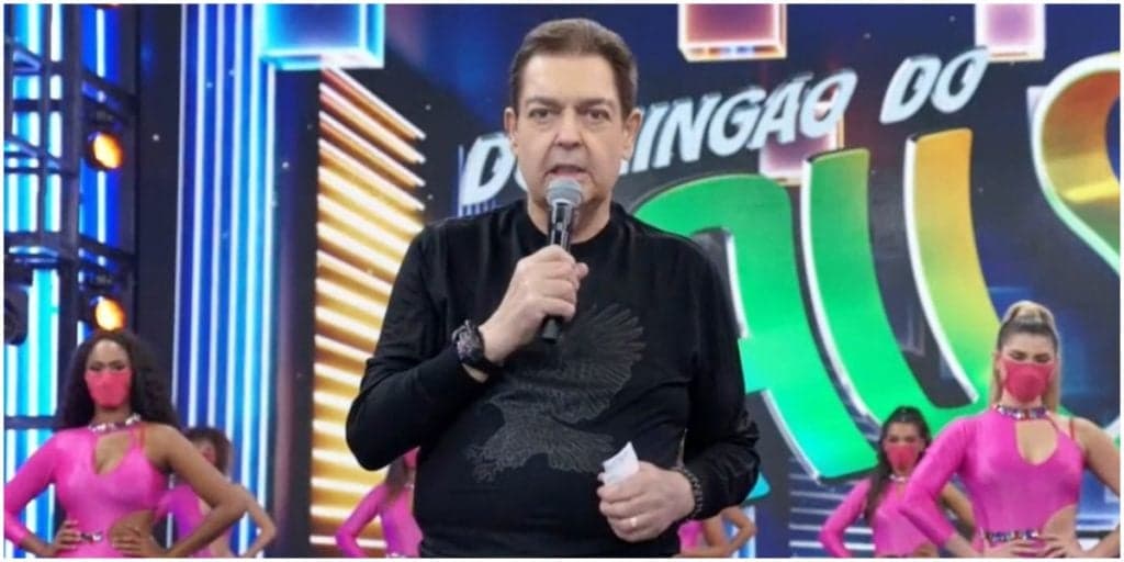 Merreca de salário, trabalho pesado e regras: Bailarinas do Faustão são demitidas e podres explodem
