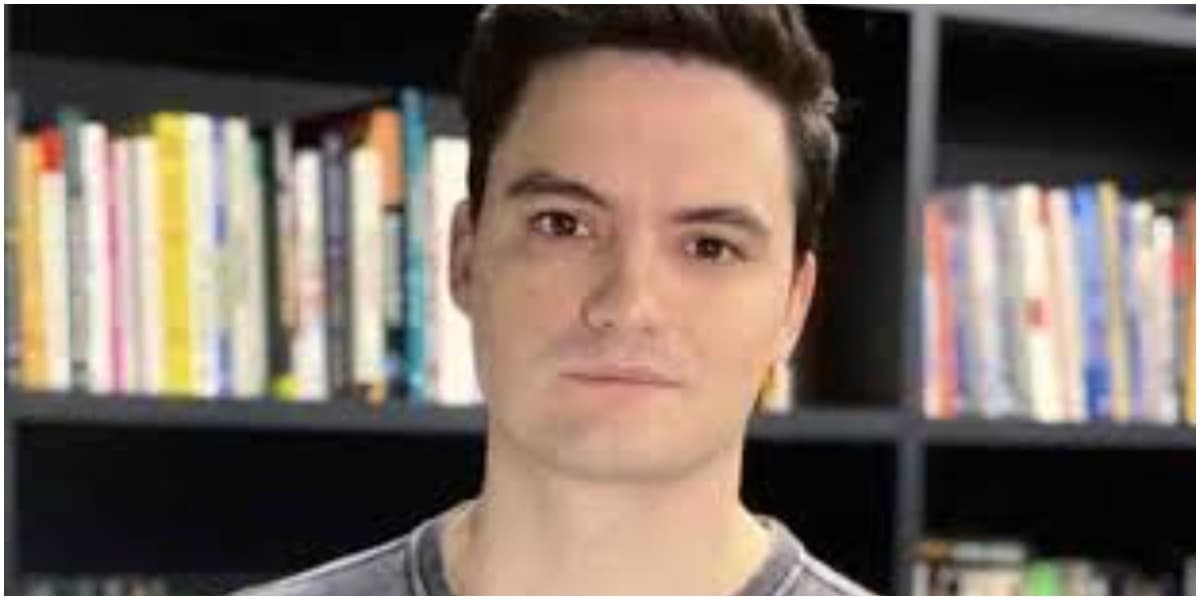 Felipe Neto desmente Boninho sobre um convite de particpção do BBB
