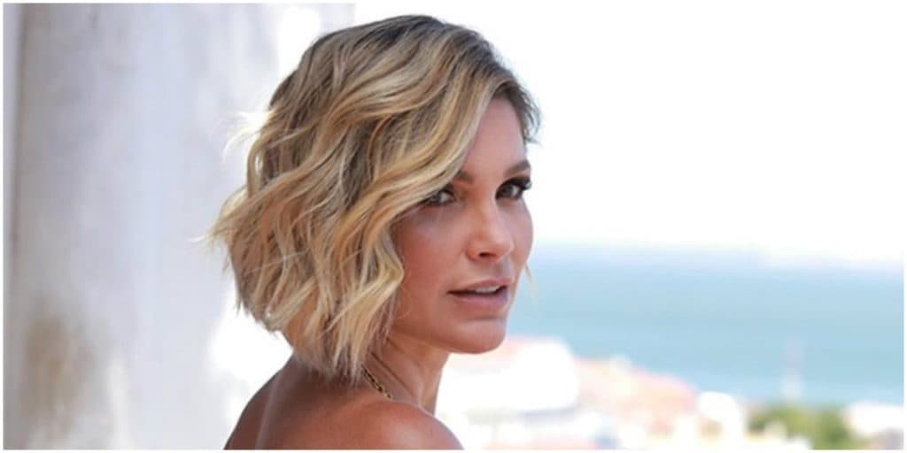 Flávia Alessandra faz registro bem ousado e deixa corpão à mostra: "Maravilhosa"