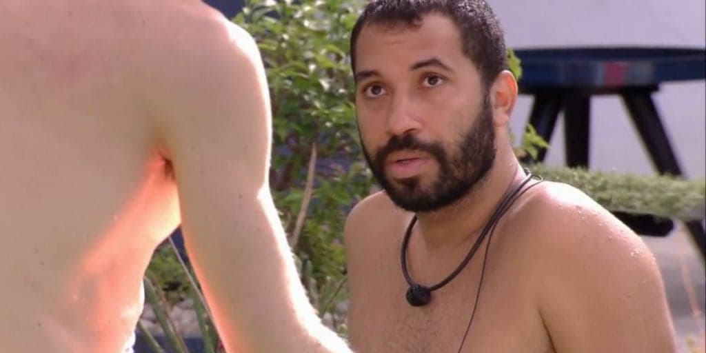 Gil se desespera após barraco com Pocah, tem arrependimento profundo e começa a tremer no BBB21: "Minha mãe"