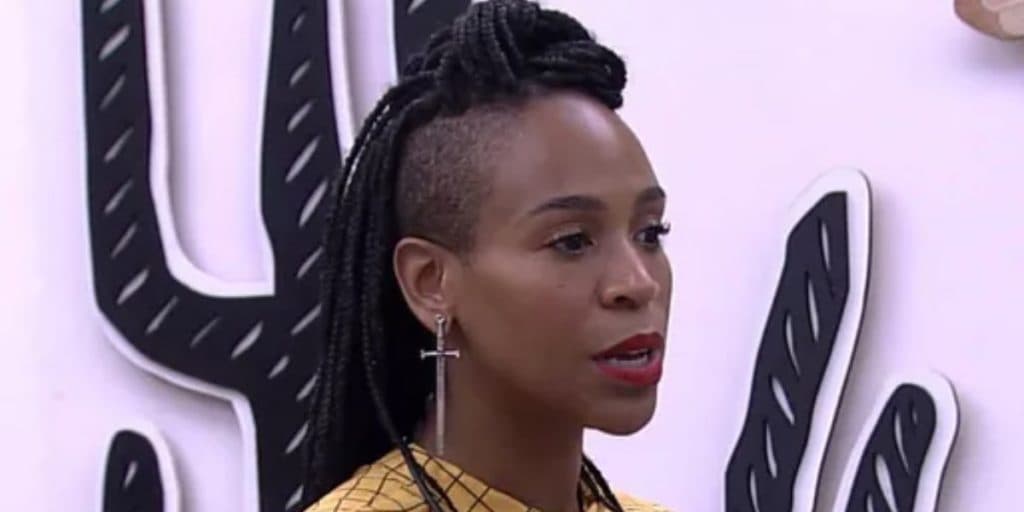 BBB21: Karol Conká paga de certinha, massacra aliados pelas costas e tenta limpar imagem: "Era ele"