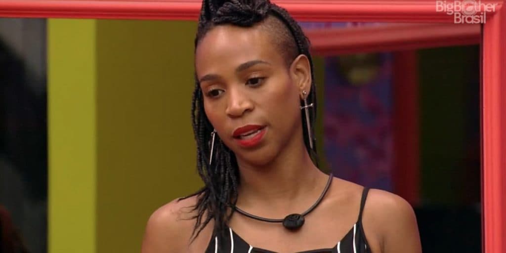 Karol Conká diz que Carla Diaz é cobra, se aliou a outra mulher preta e massacra: "Ela é uma cobrinha"
