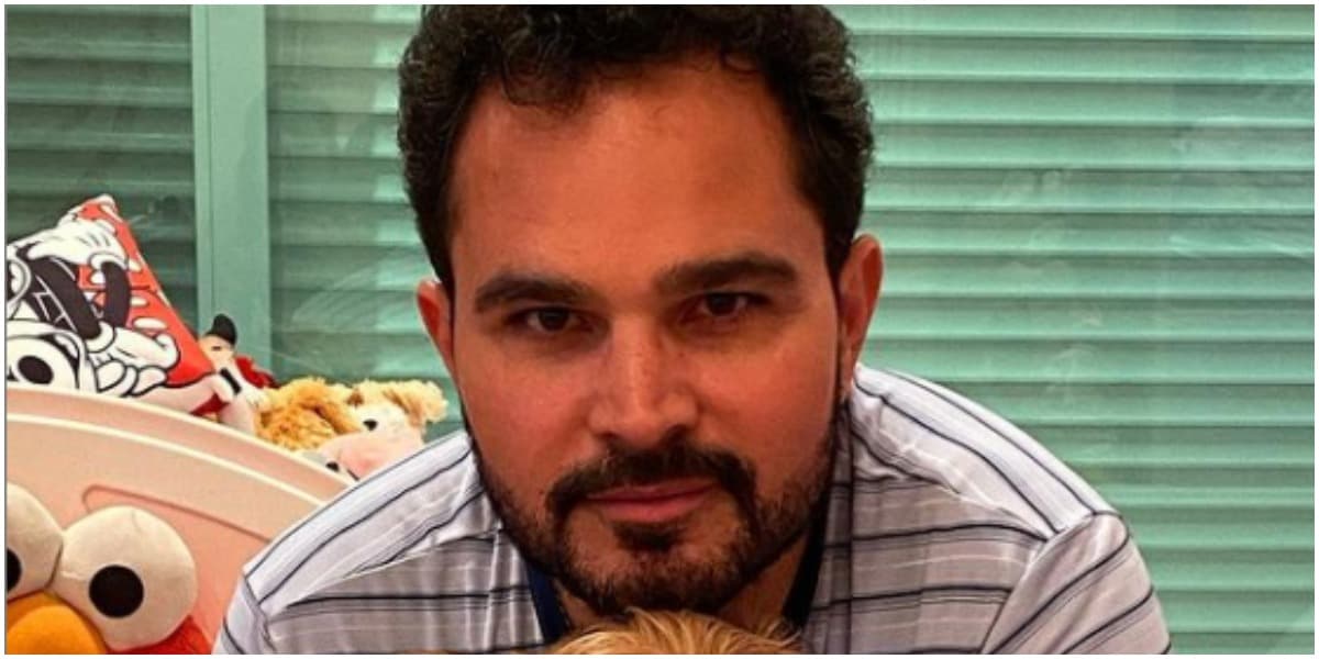 Luciano Camargo expõe foto em família e é acusado de excluir outros filhos (Foto: Reprodução)