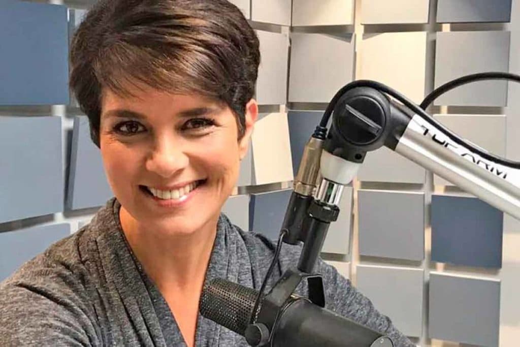 Mariana Godoy, após romper com a Band há um mês, assina com a Record e tem estreia anunciada