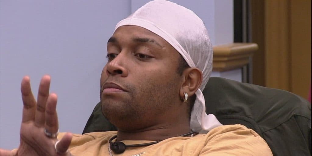 BBB21: Nego Di vira cobra, se incomoda com felicidade de Camilla e alfineta influencer: "Quer aparecer"