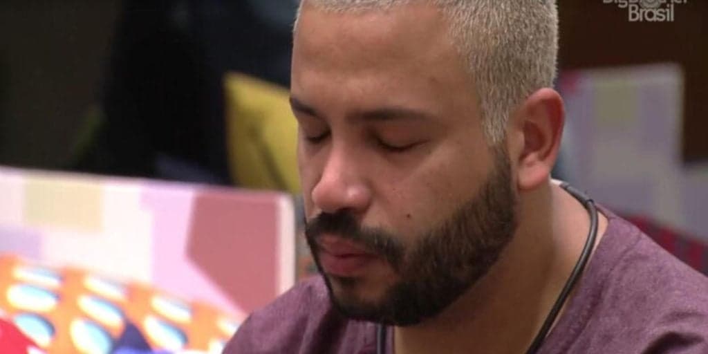 Projota tem maior decepção do mundo no BBB21, desaba e se afoga em lágrimas: "Pouco"