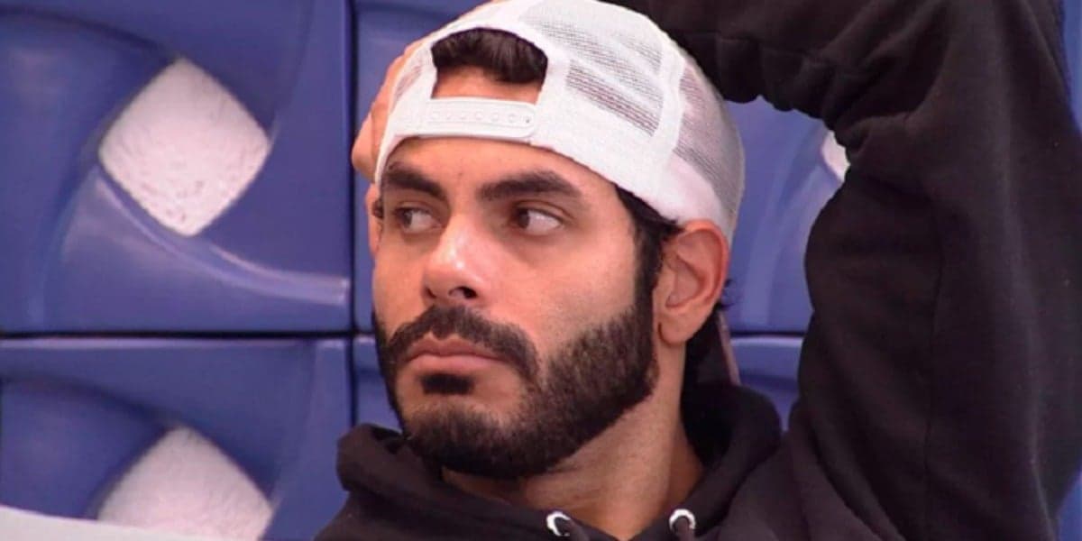 Rodolffo foge do jogo no BBB21 (Foto: Reprodução) Fiuk