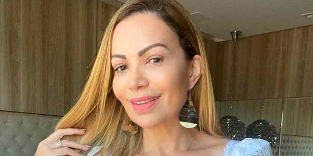 Solange Almeida arrebenta com confissão, revela aventura sexual e expõe detalhes: "Faz gostoso"
