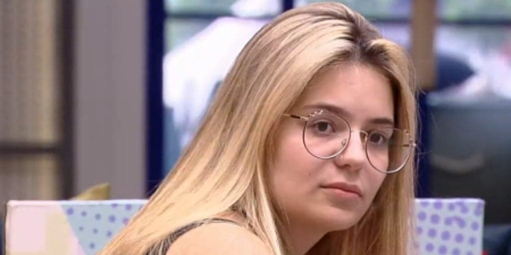 João Luiz e Camilla de Lucas afirmam que Viih Tube fede no BBB21 e expõe youtuber: "Banho só de quarta e sábado"