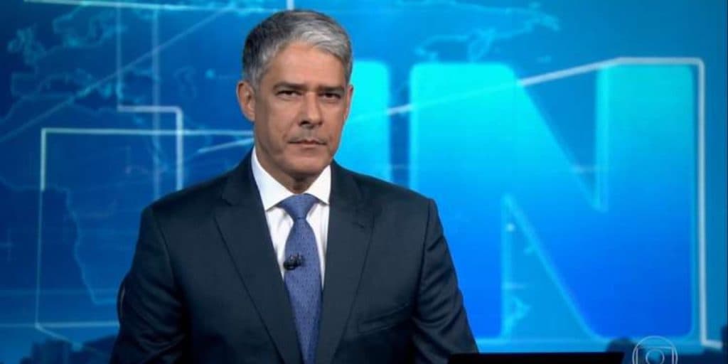 William Bonner dá cortada em Renata Vasconcellos, olha para as câmeras e confirma desfecho no JN da Globo