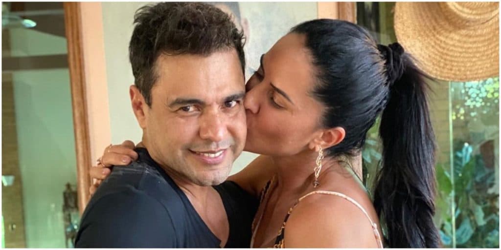 Zezé Di Camargo pega Graciele mentindo e desmascara noiva na internet