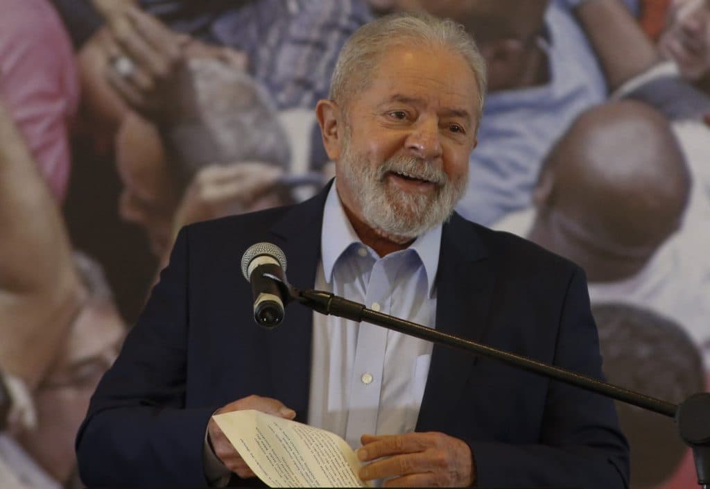 Lula vai na Globo, discursa por horas e gera revolta na emissora