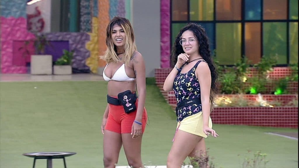 Caio tenta envenenar Pocah contra Juliette no BBB21 e funkeira defende a advogada: "Eu não vou desistir dela"