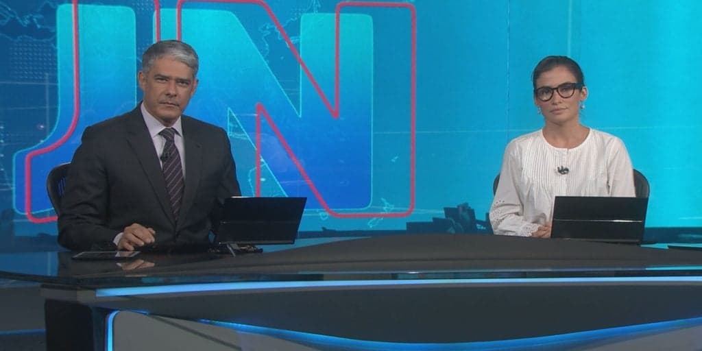 Audiência 27/03: Jornal Nacional prova ser o maior do Brasil, não dá nem chance de competição e estraçalha Record