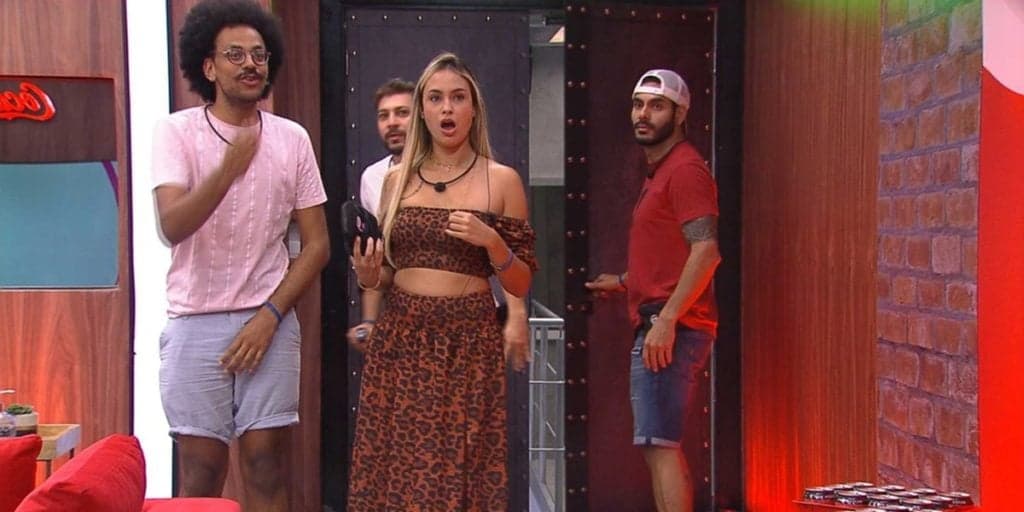 BBB21: Participantes se voltam contra Boninho, quadro é cancelado e aviso é dado ao vivo