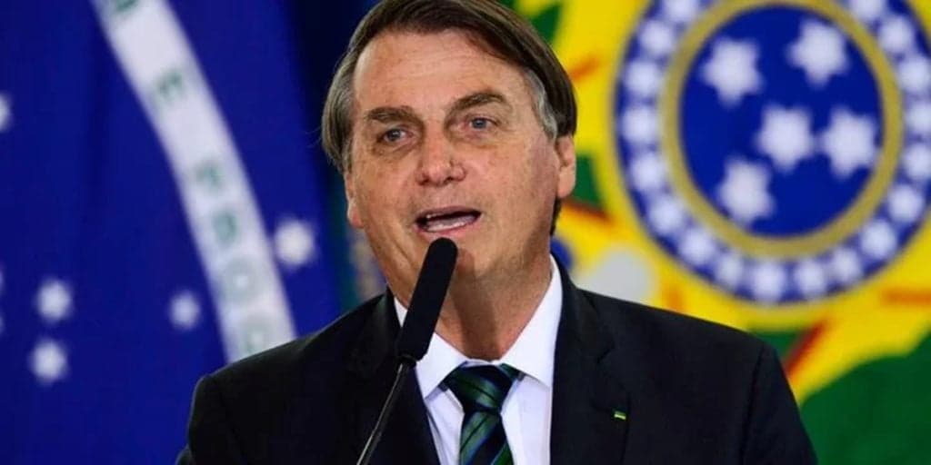 Bolsonaro comemora e se mostra a favor de manifestações contra medidas restritivas: "eu fiquei feliz"
