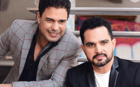 Camareiro de Zezé e Luciano diz que está passando fome, mostra abandono da dupla e chora em vídeo