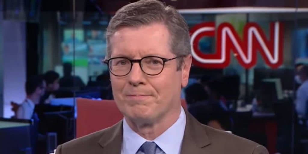 Márcio Gomes se descontrola ao vivo, fala o que não devia e atinge idosos na CNN: "Gente"