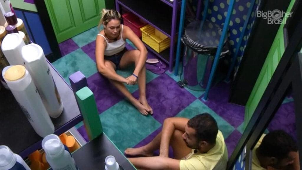 BBB21: Gil e Sarah creem que próxima a sair será Pocah: “Depois Projota e Carla”