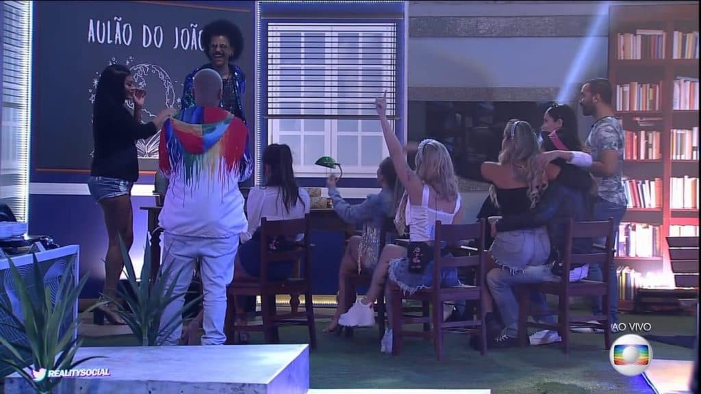 BBB21: Festa de João Luiz agita brothers com gostinho da infância; saiba tudo