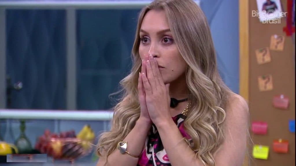 BBB21: Carla Diaz se surpreende com Juliette e fica em choque: "Porque eu não fui sua amiga?"