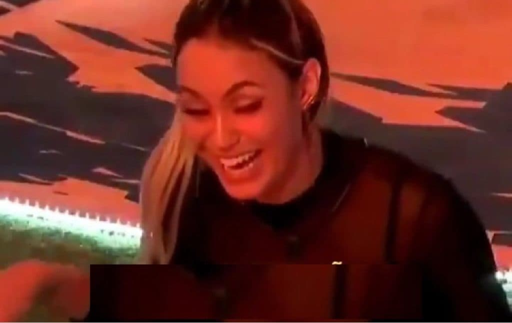 BBB21: Globo blinda Sarah e esconde do público comentário que fez ela ser escorraçada pelo público