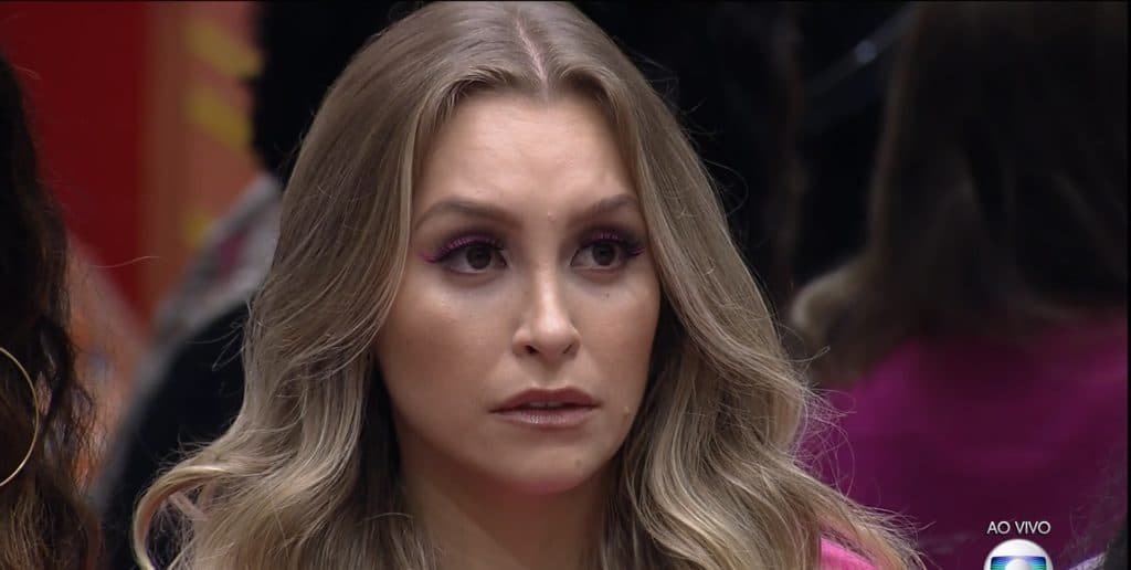 BBB21: Carla Diaz é eliminada do Big Brother e público surta