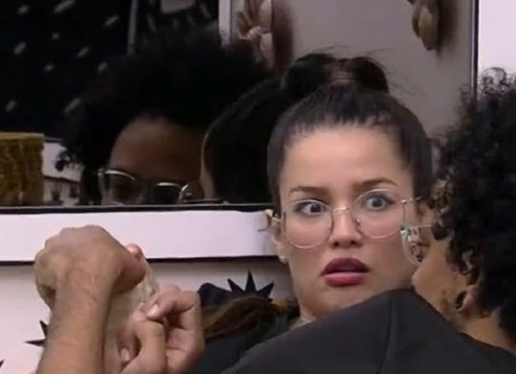 Juliette encontra recado da produção para ela no BBB21, mostra para João e Big Boss toma medida desesperada