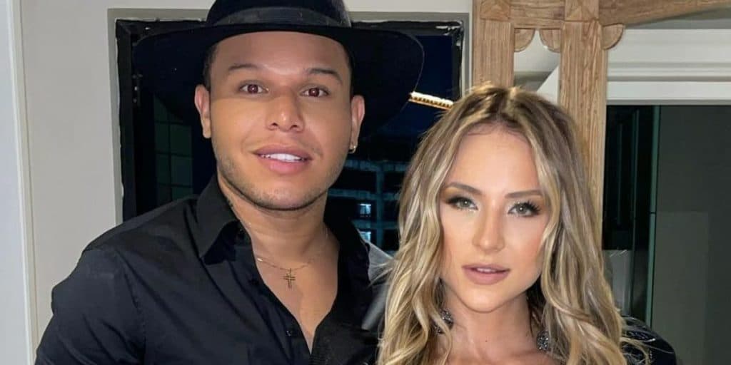 Tierry mostra nariz após cirurgia e reação da namorada, Gabi Martins, rouba a cena: "tá inchada"